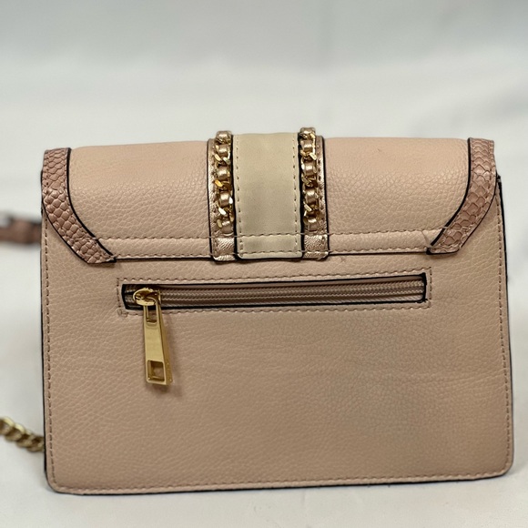 ALDO pink snakeskin crossbody purse with gold chain strap - Picture 2 of 3